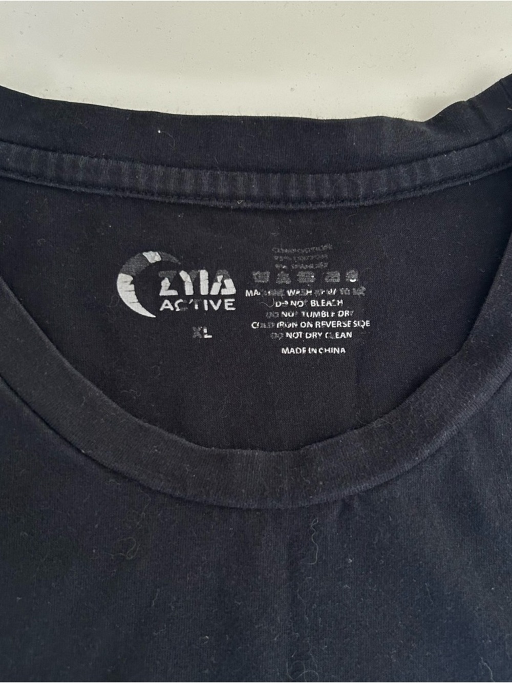 Zyia Active Black Moon & Mountain Relaxed Muscle Tank - Picture 6 of 6
